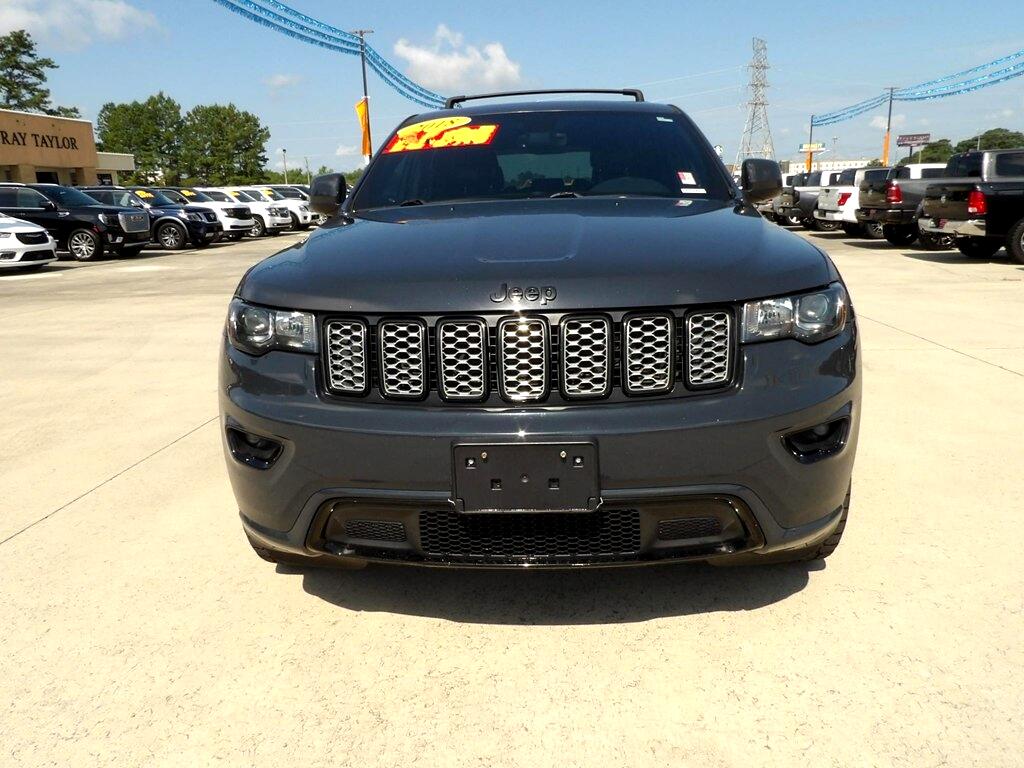 2018 Jeep Grand Cherokee Laredo photo 2