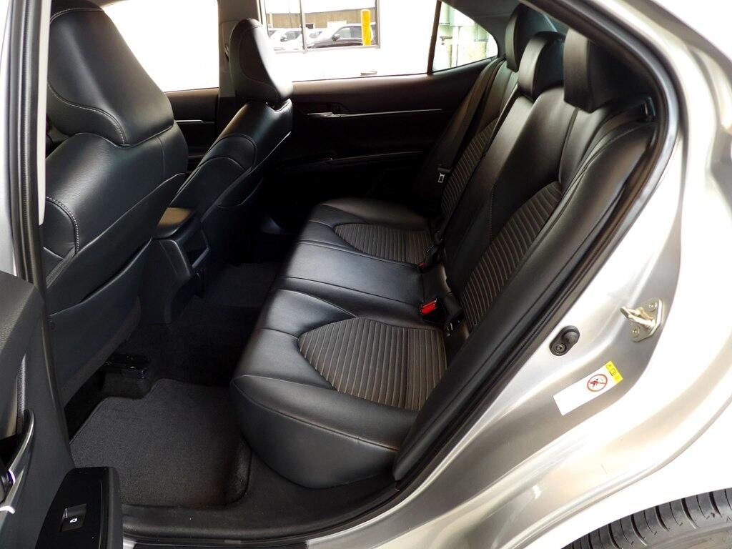 2019 Toyota Camry SE photo 24