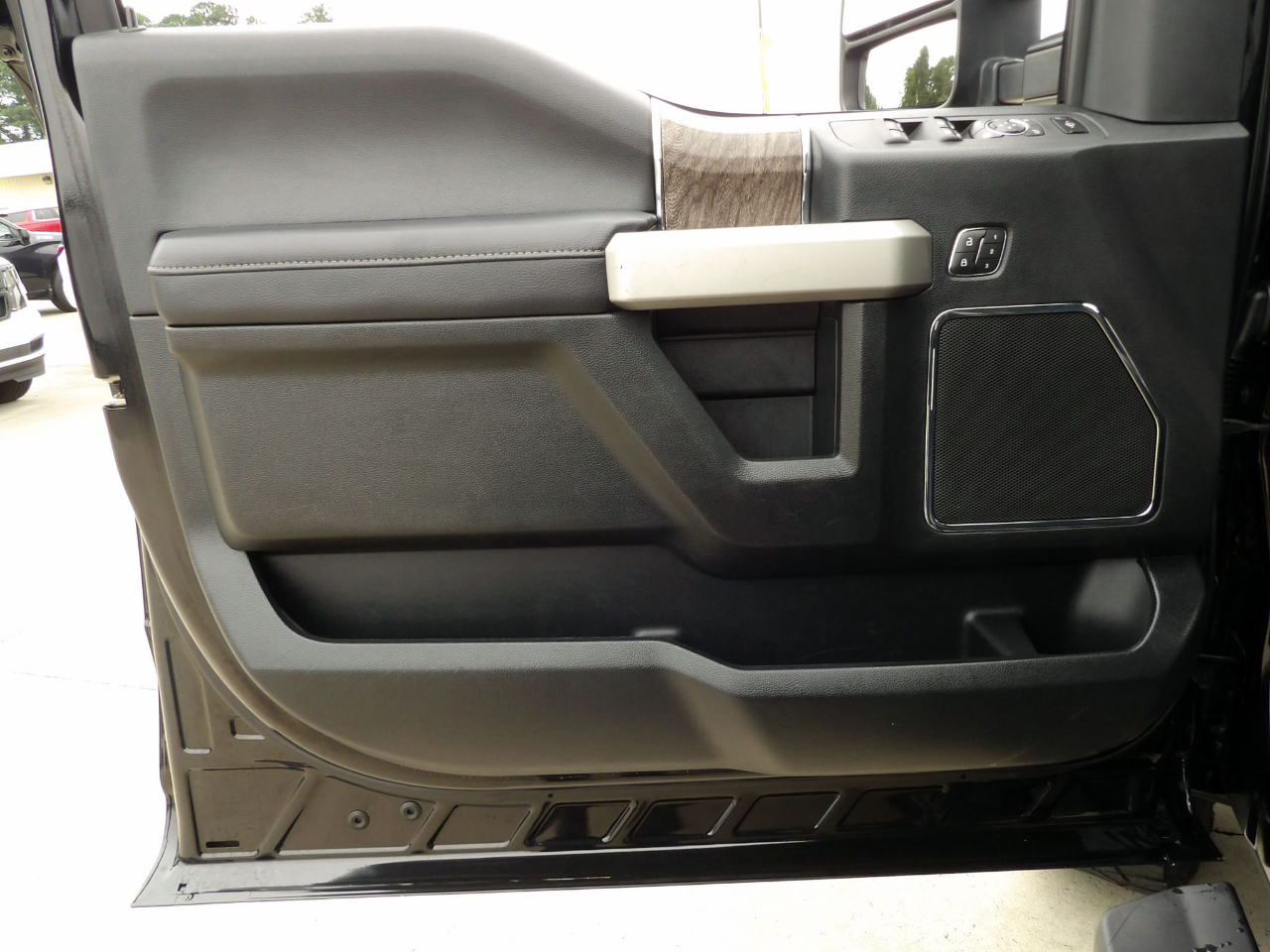 Ford F-250 SD Lariat 2019