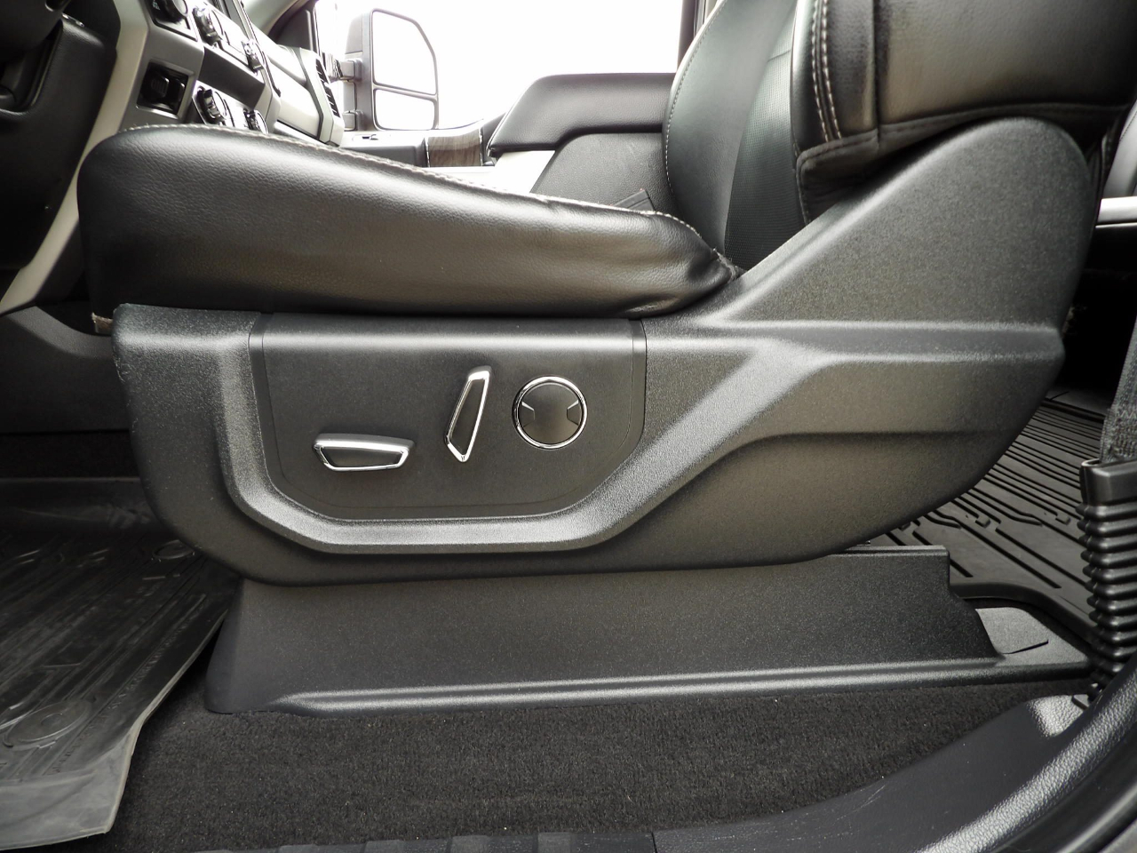 Ford F-250 SD Lariat 2019