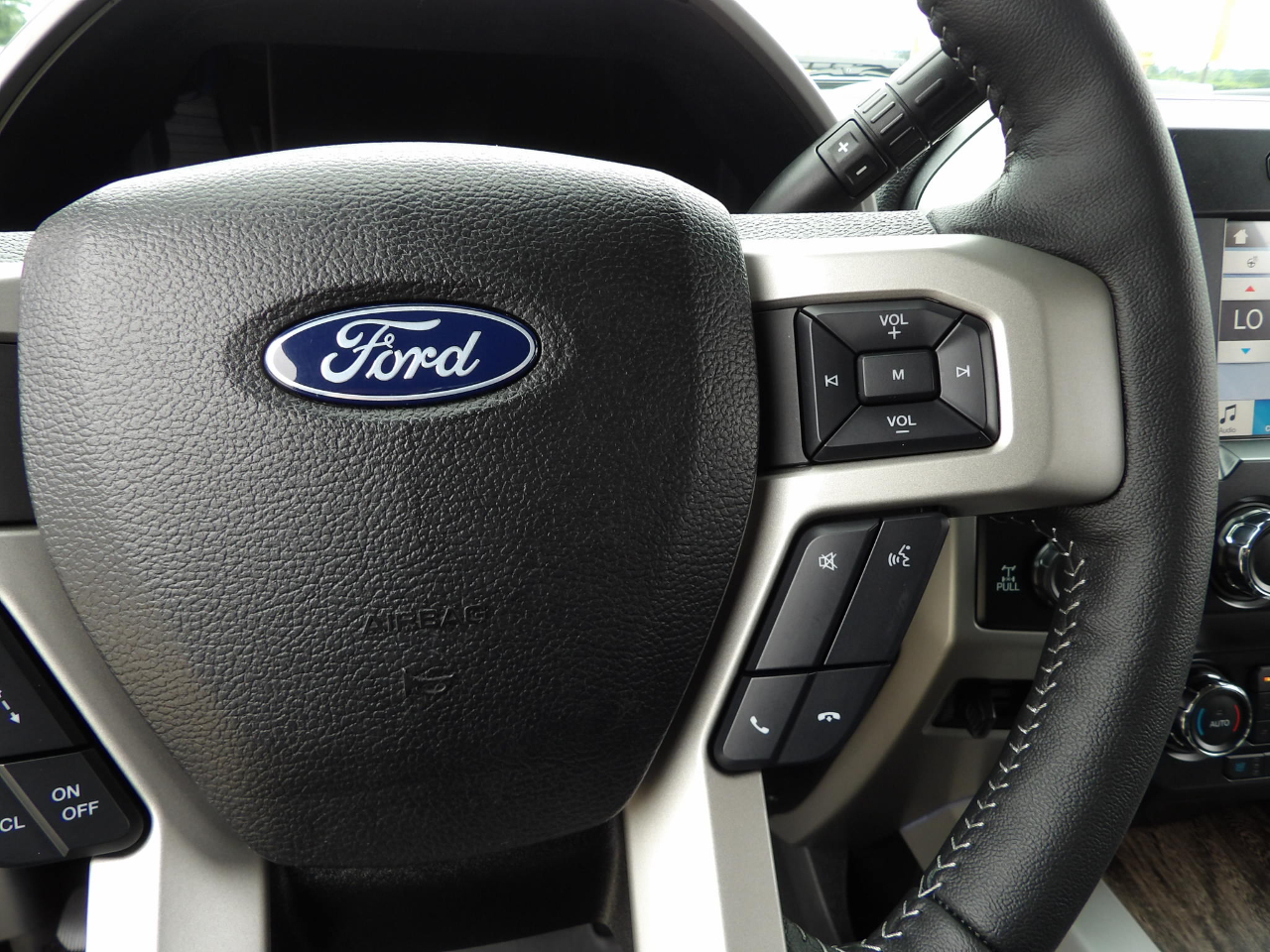 Ford F-250 SD Lariat 2019