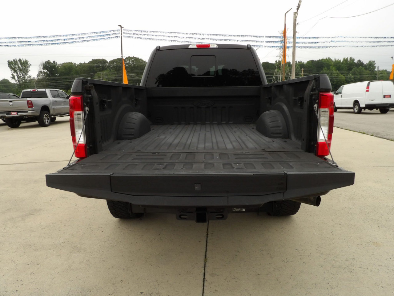 Ford F-250 SD Lariat 2019