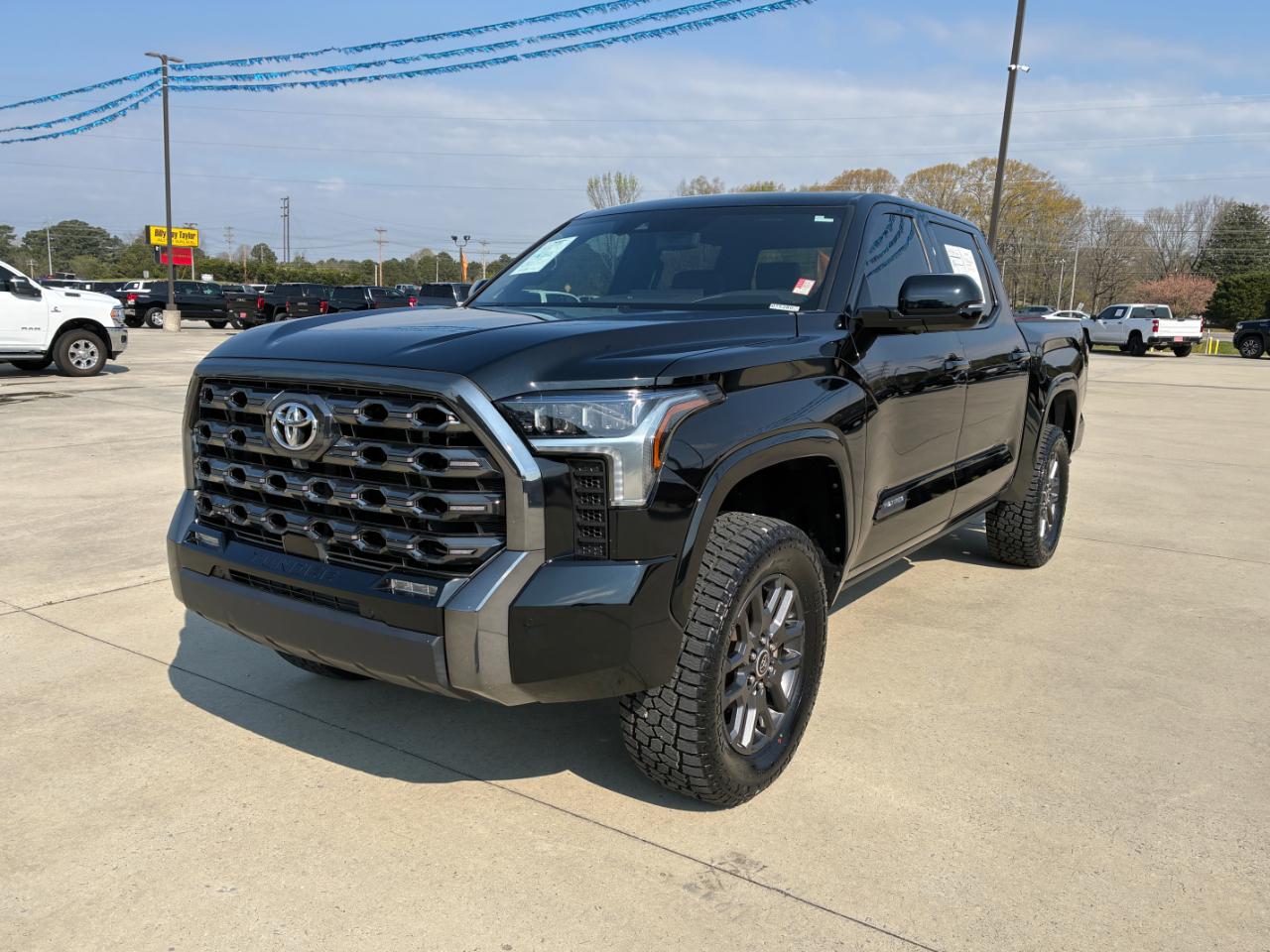 Toyota Tundra  2023