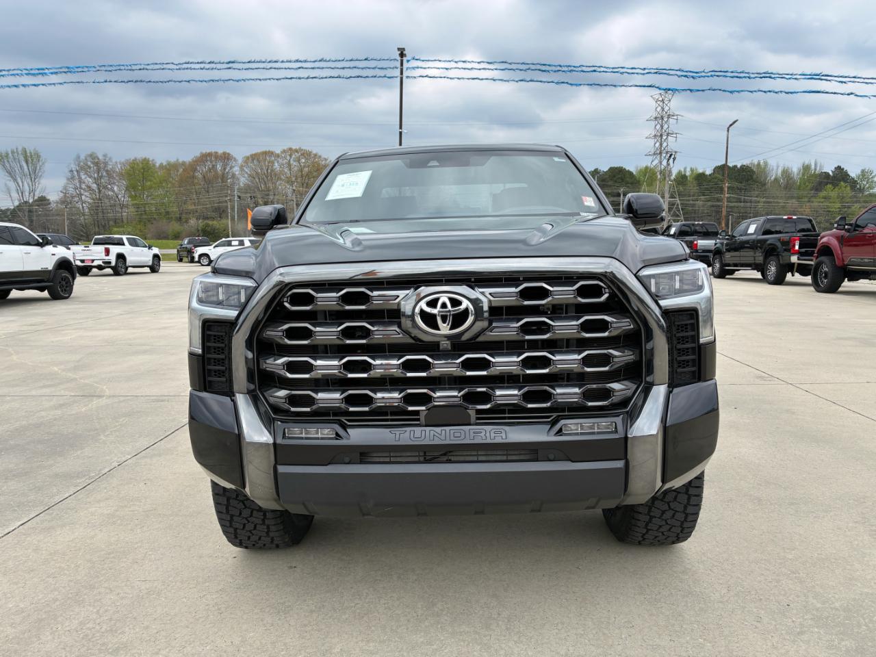 Toyota Tundra  2023