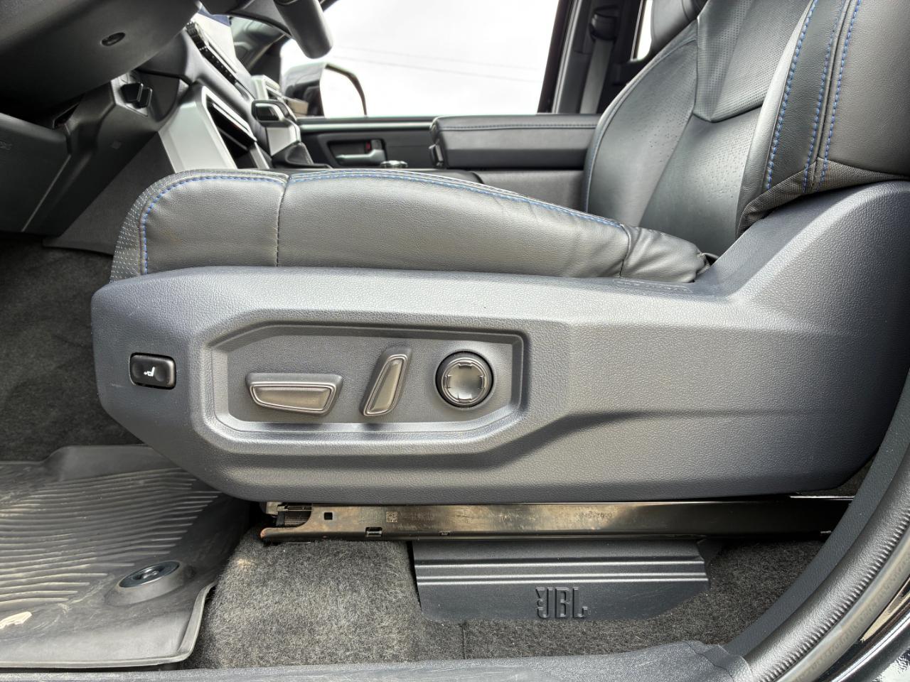 Toyota Tundra  2023