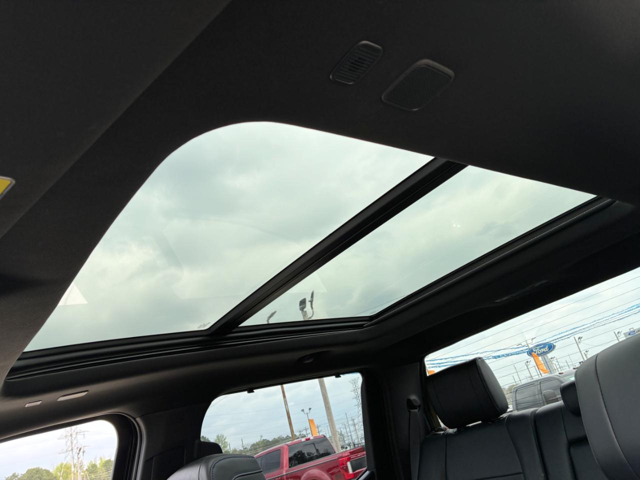 Toyota Tundra  2023