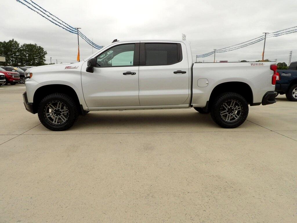 2022 Chevrolet Silverado 1500 LT Trail Boss photo 2