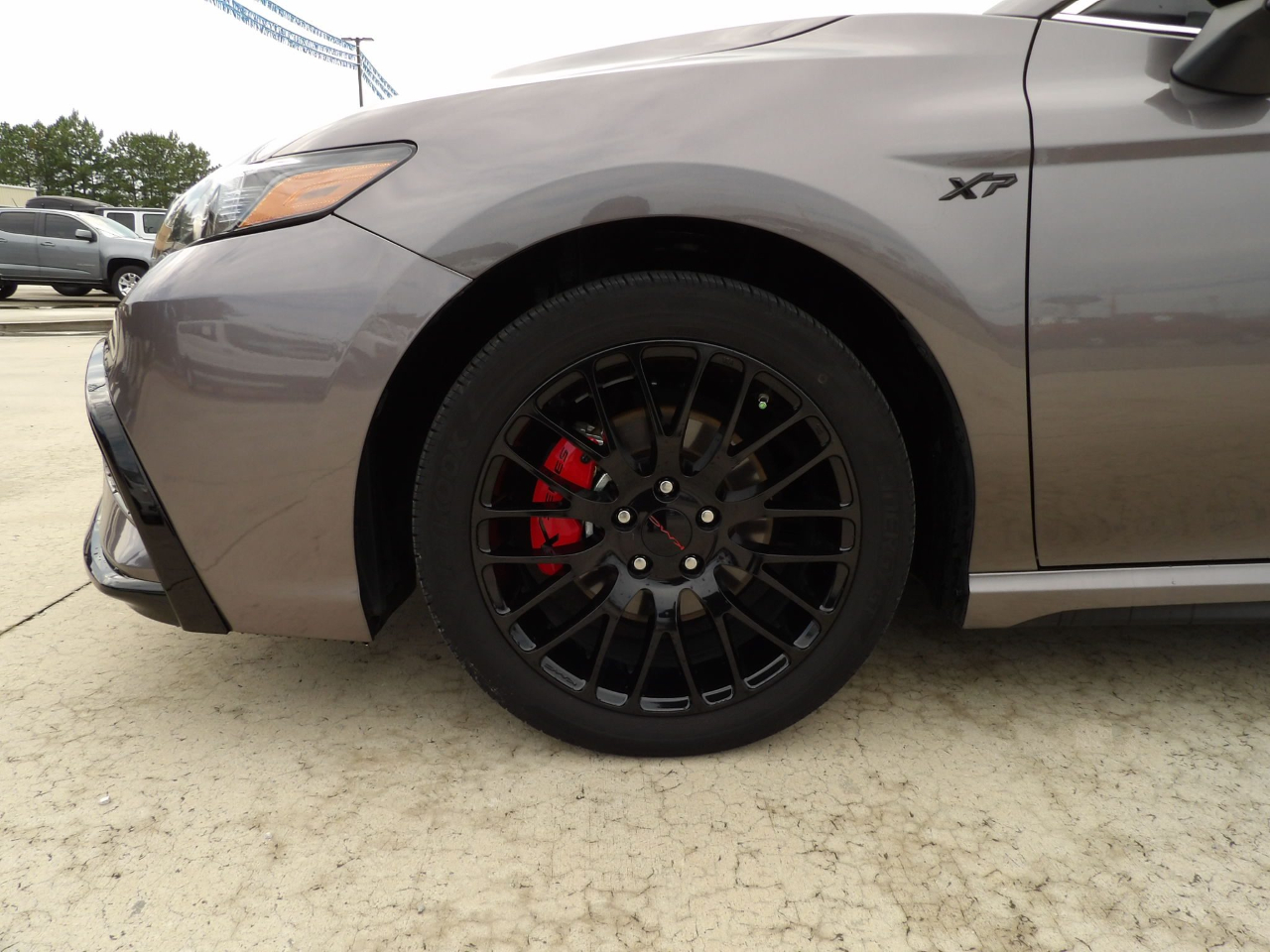 Toyota Camry SE 2023