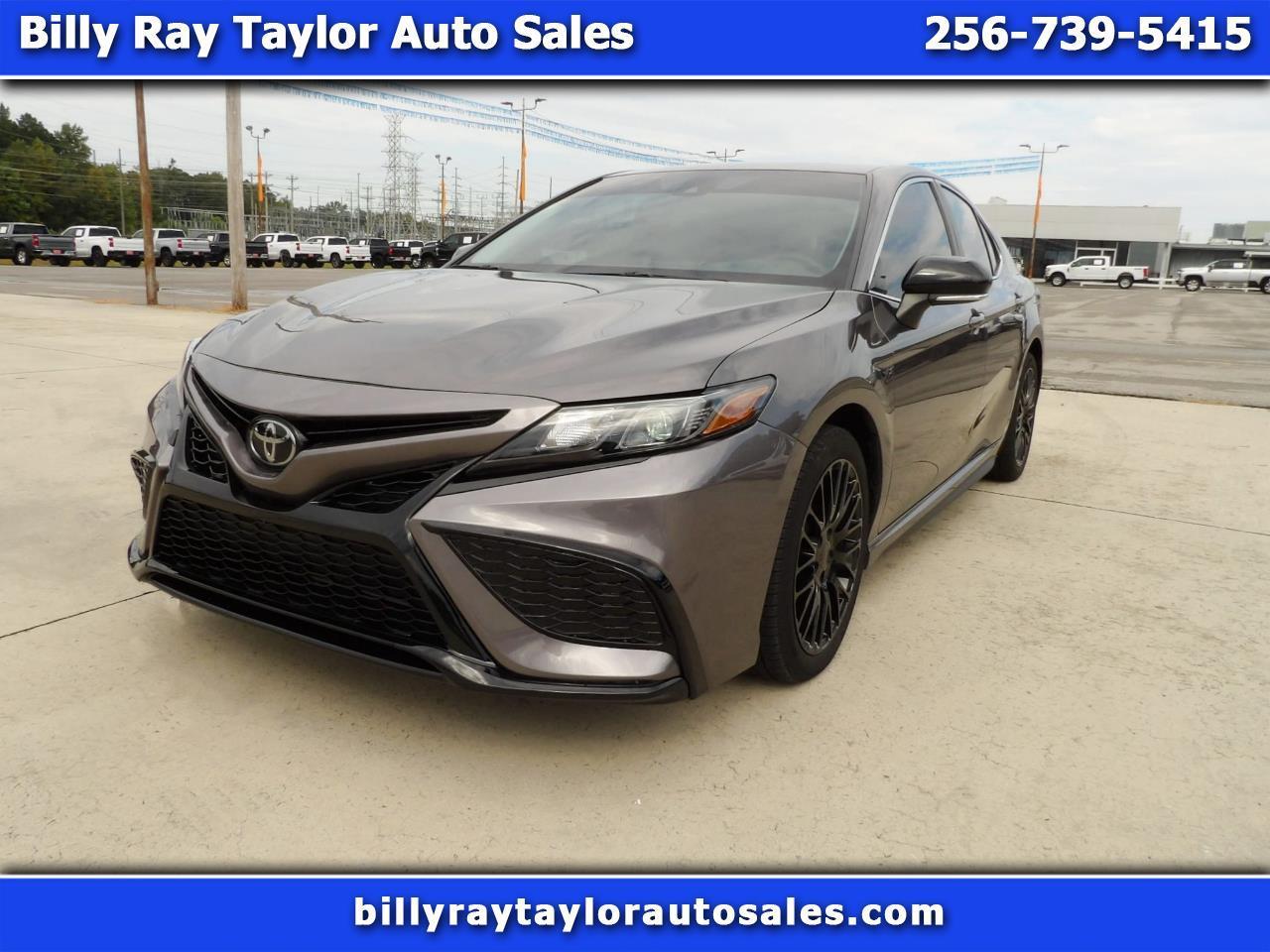 Toyota Camry SE 2023