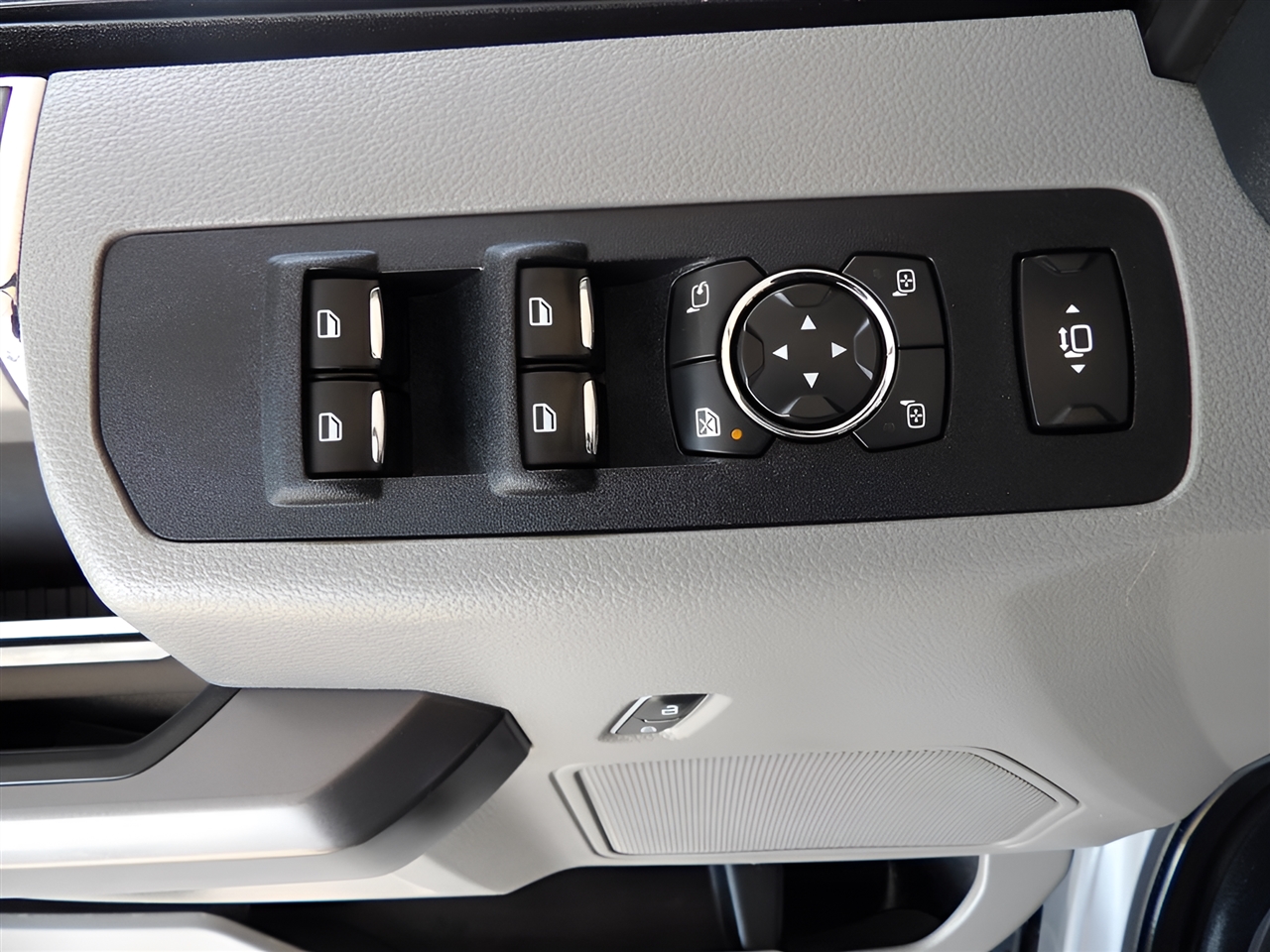 2020 Ford F-250 photo 11