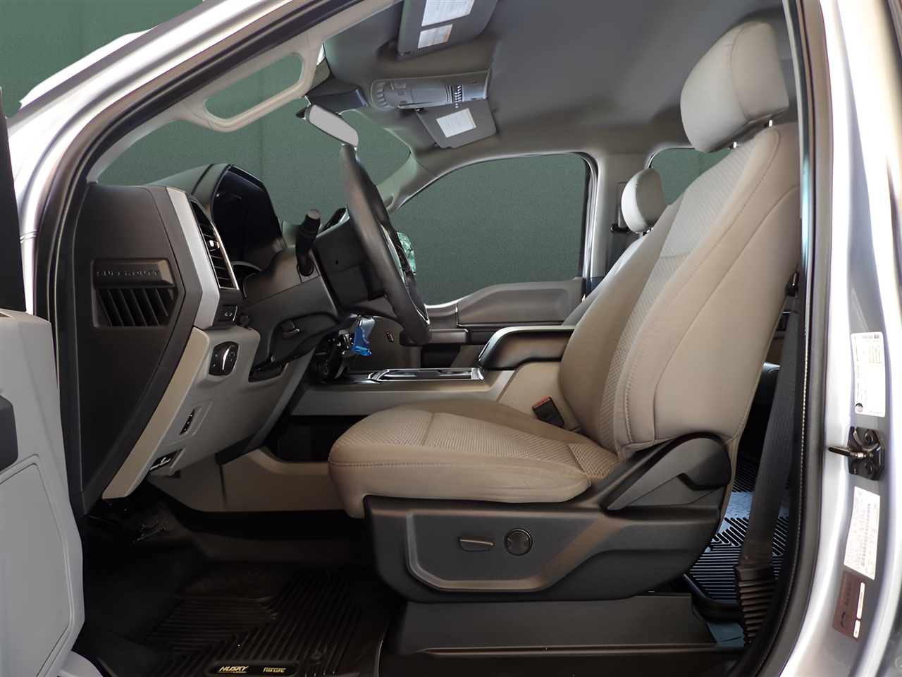 2020 Ford F-250 photo 14