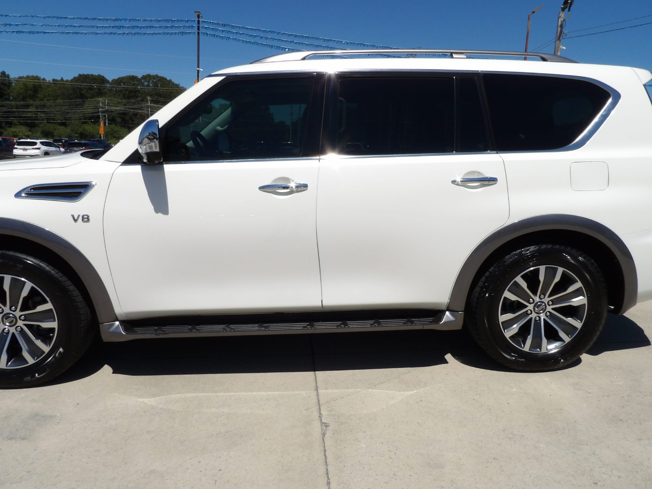 Nissan Armada  2019