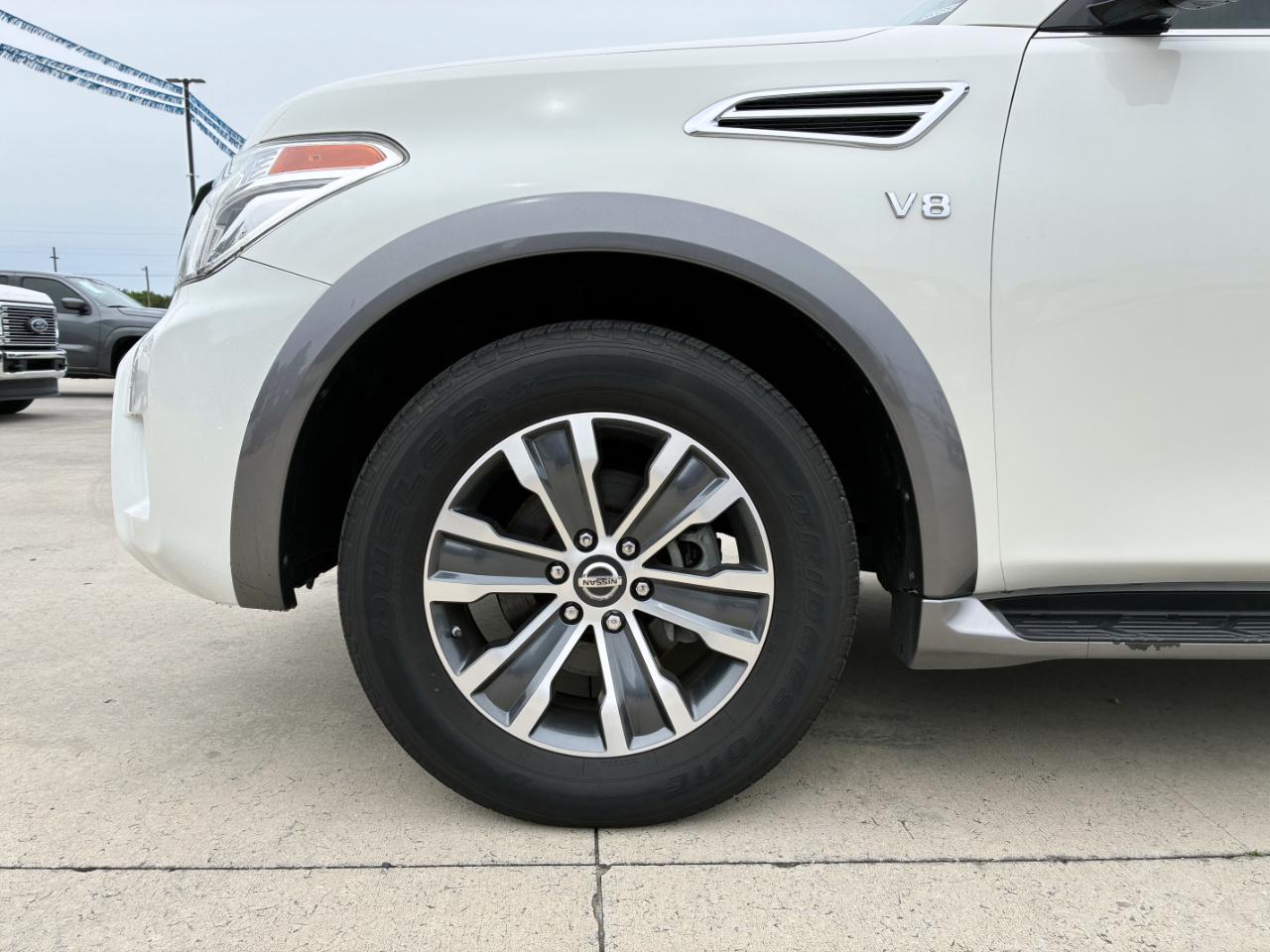 Nissan Armada  2019