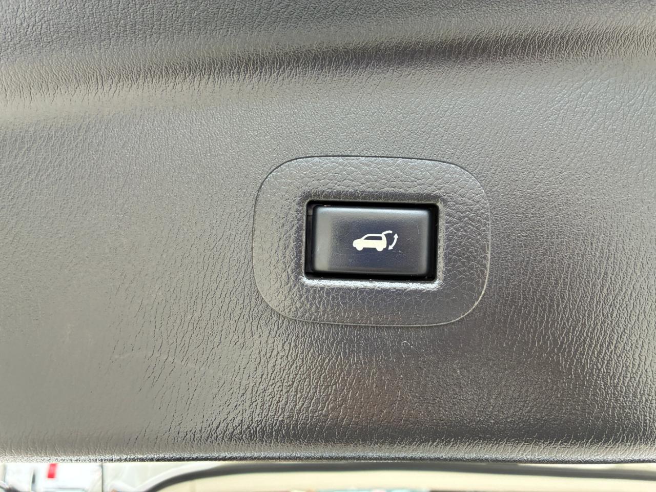 Nissan Armada  2019