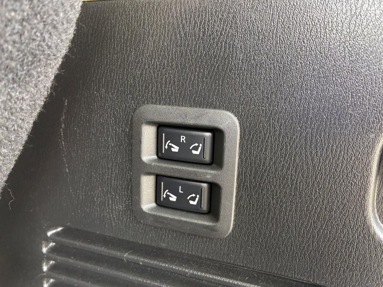 Nissan Armada  2019