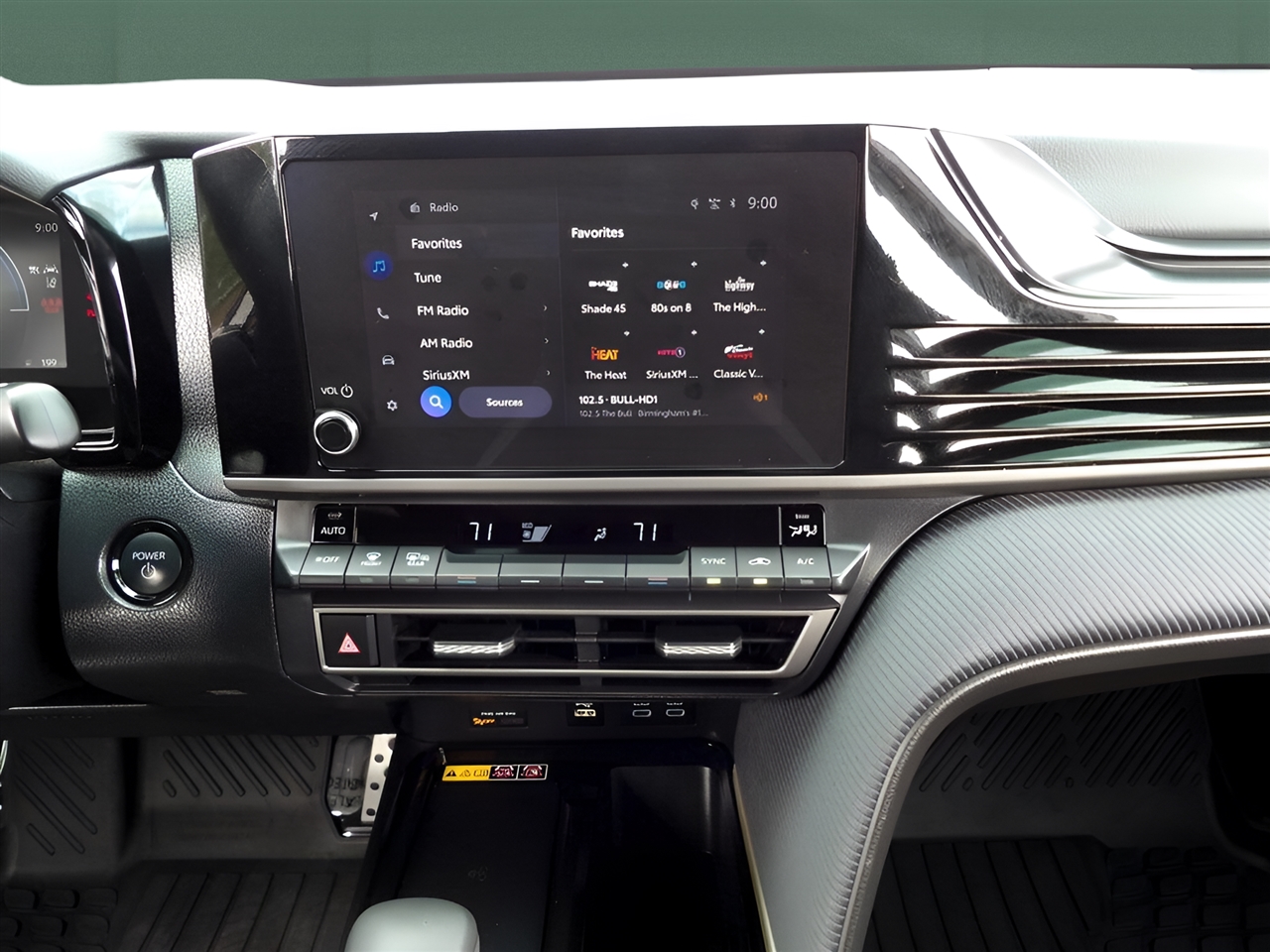 Toyota Camry Hybrid  2025 Toyota Camry Hybrid  2025