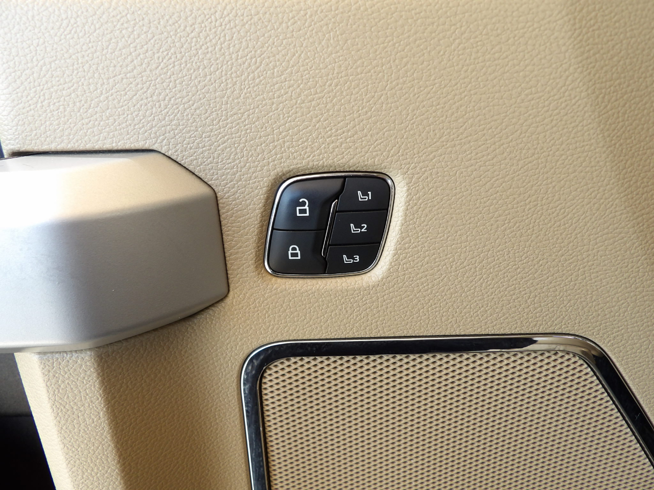 Ford F-250 SD Lariat 2020