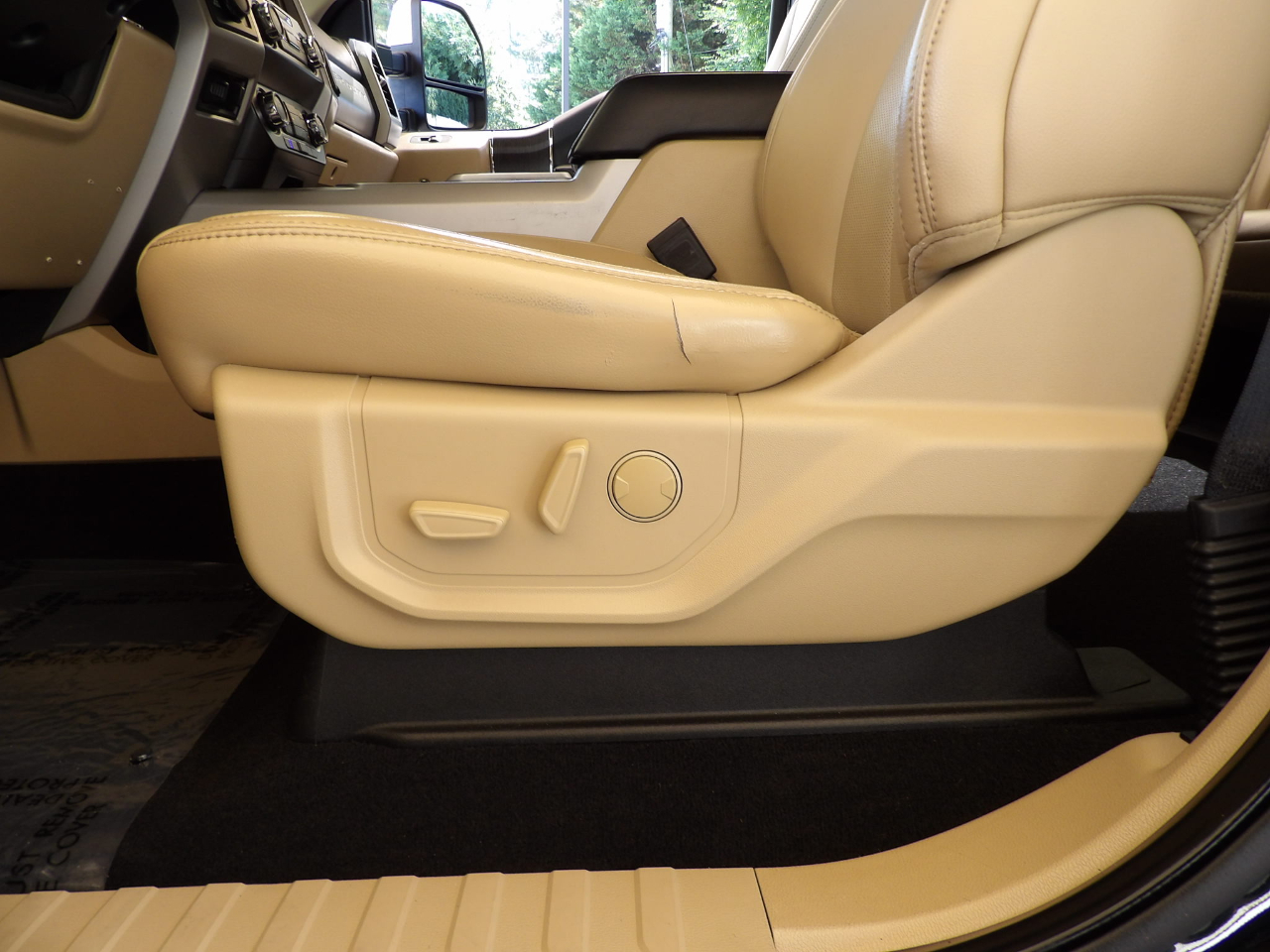 Ford F-250 SD Lariat 2020