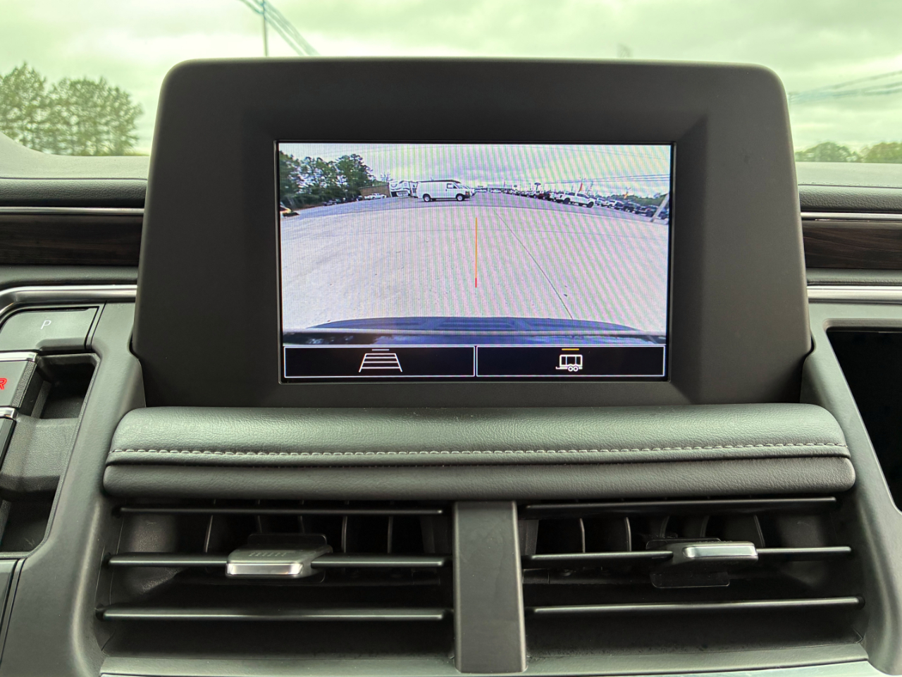 Chevrolet Tahoe  2021