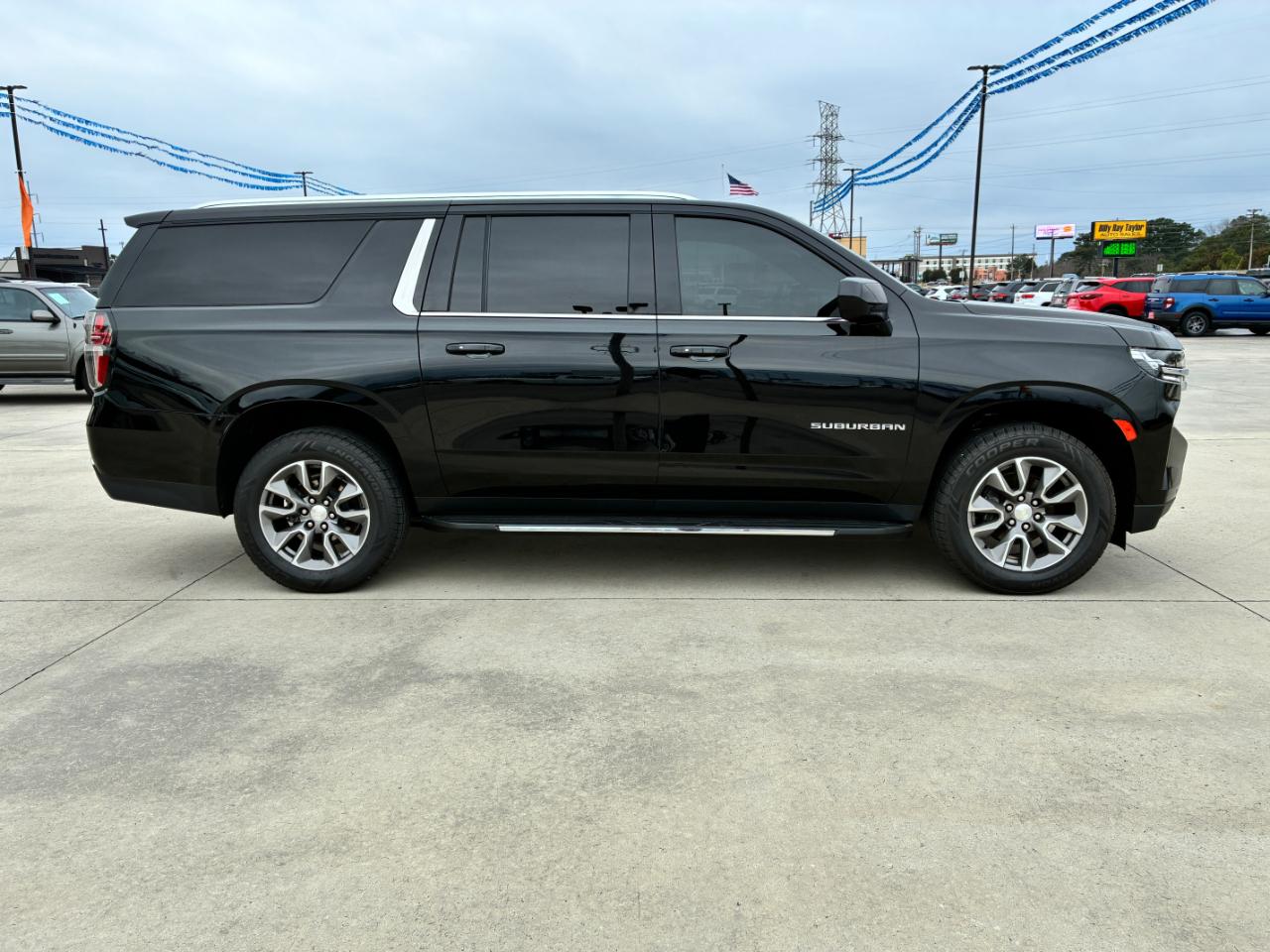 Chevrolet Suburban  2022