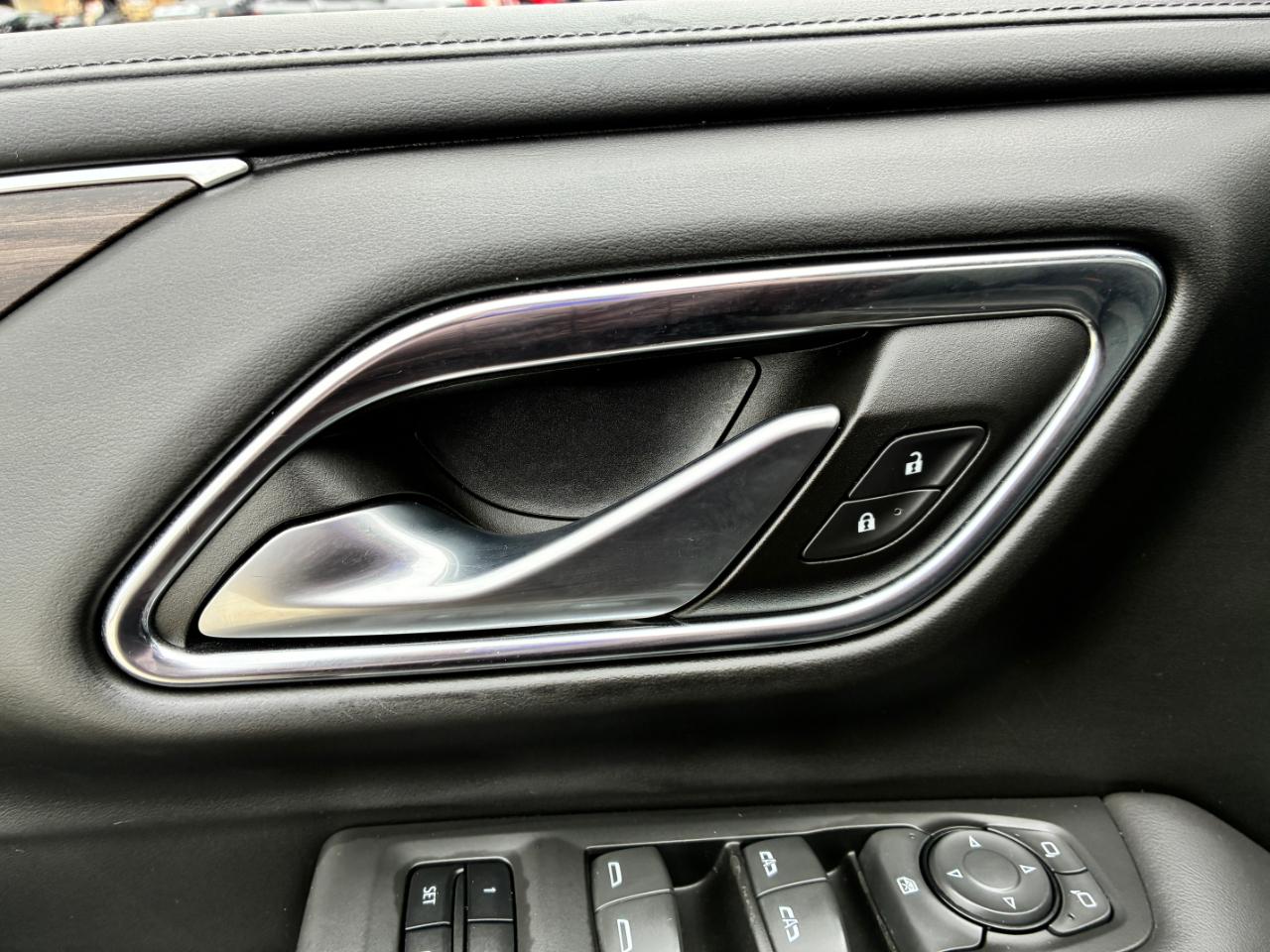 Chevrolet Suburban  2022