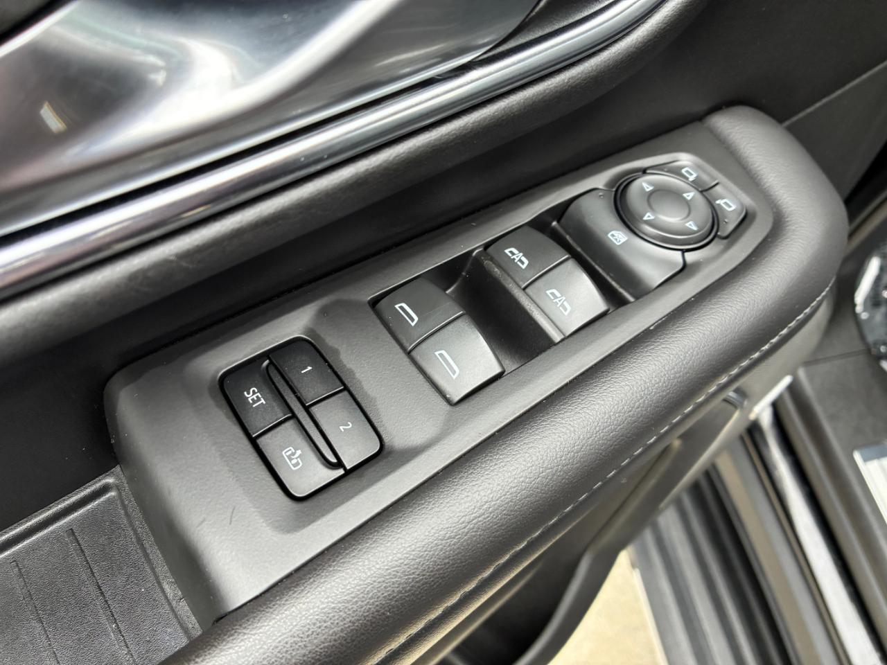 Chevrolet Suburban  2022