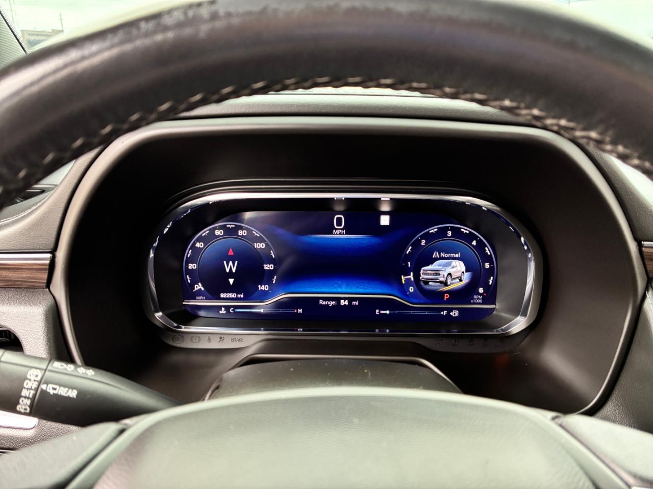 Chevrolet Suburban  2022