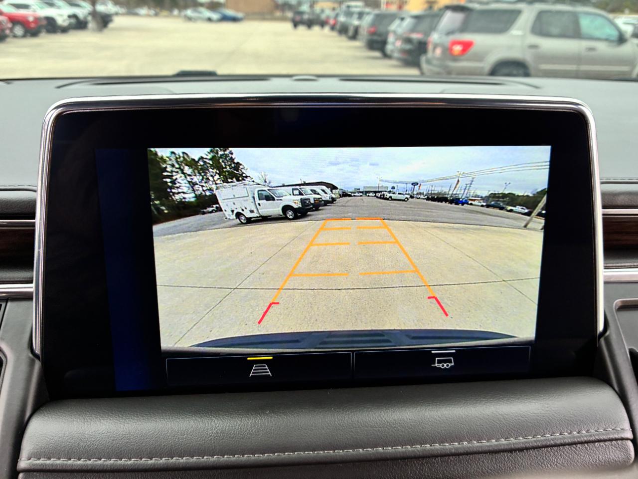 Chevrolet Suburban  2022