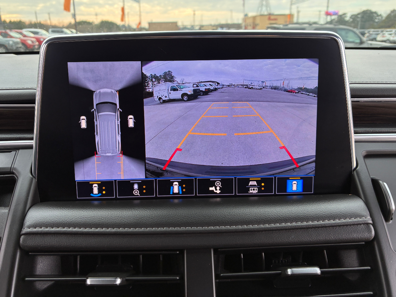 Chevrolet Tahoe  2021