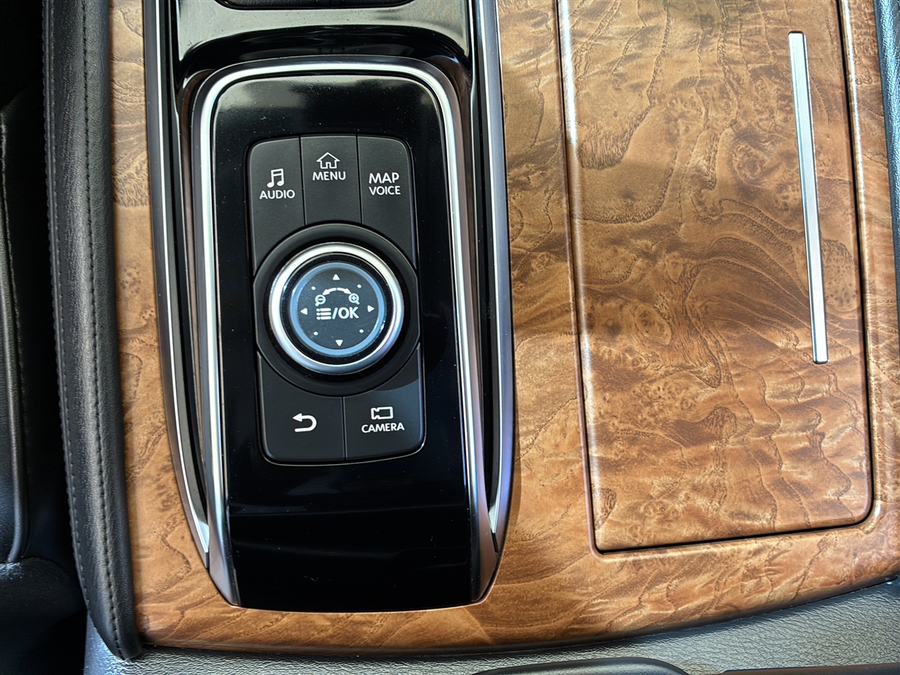 Nissan Armada SL 2021