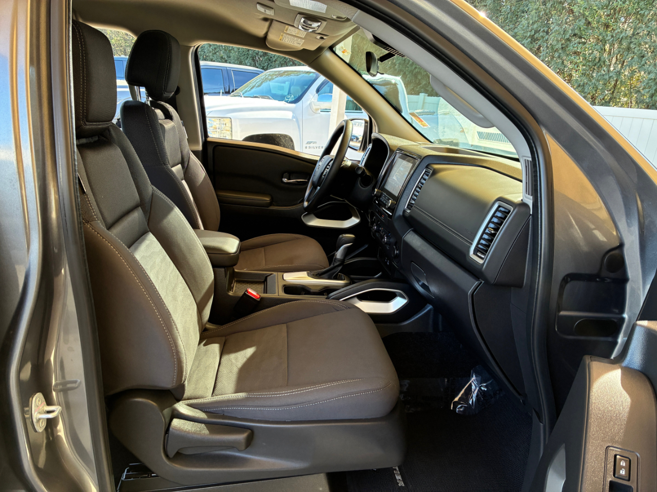 Nissan Frontier  2024