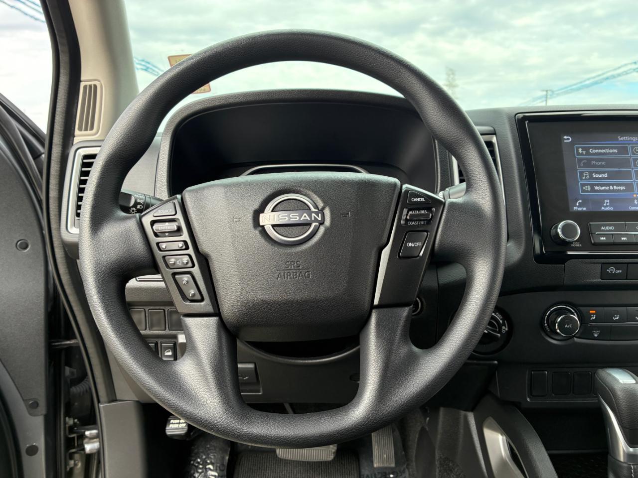 Nissan Frontier SV 2024