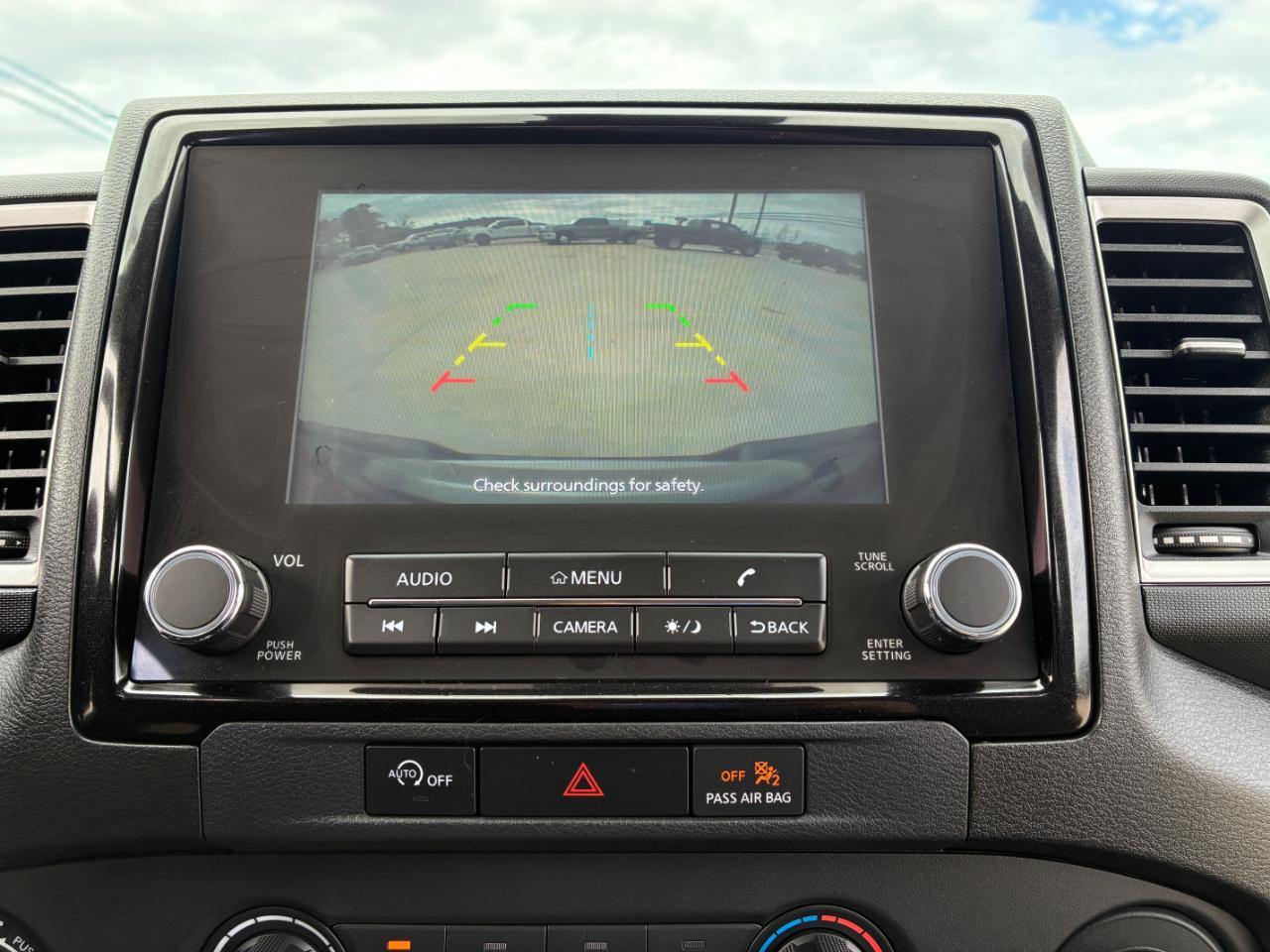 Nissan Frontier SV 2024