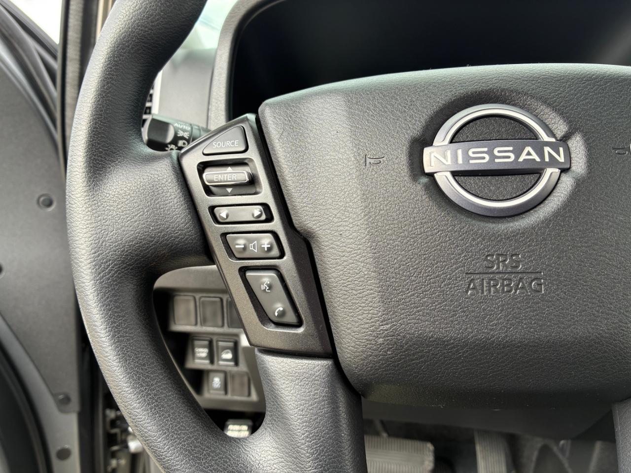 Nissan Frontier SV 2024