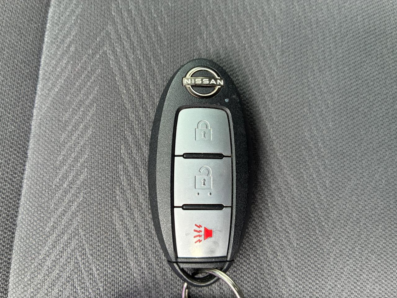 Nissan Frontier SV 2024