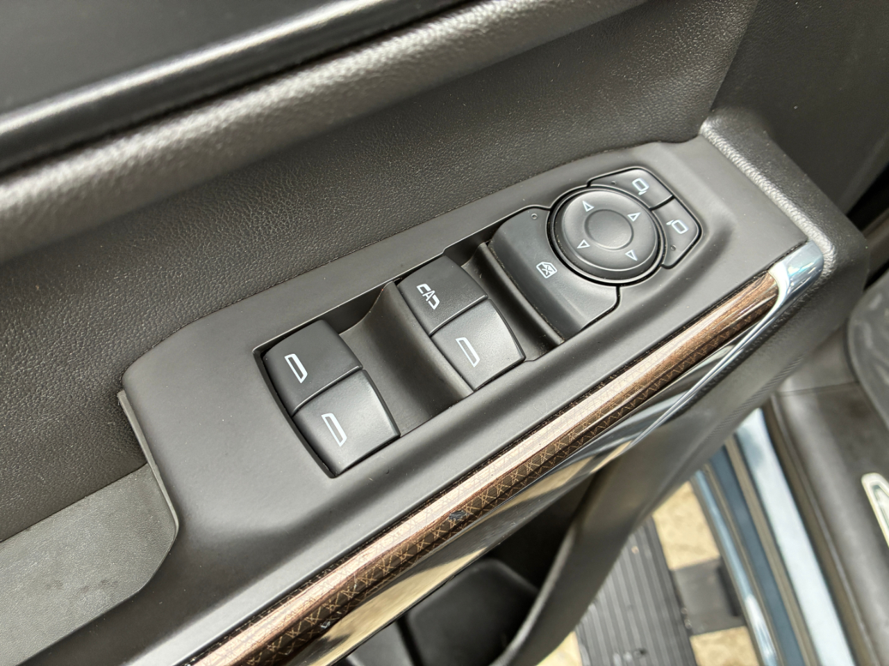 Chevrolet Silverado 1500  2021