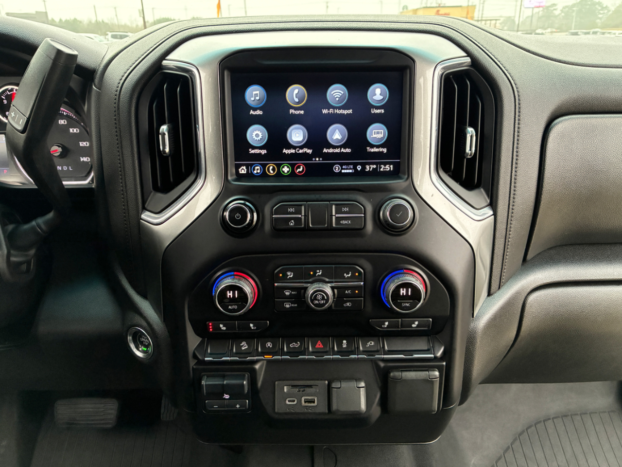 Chevrolet Silverado 1500  2021