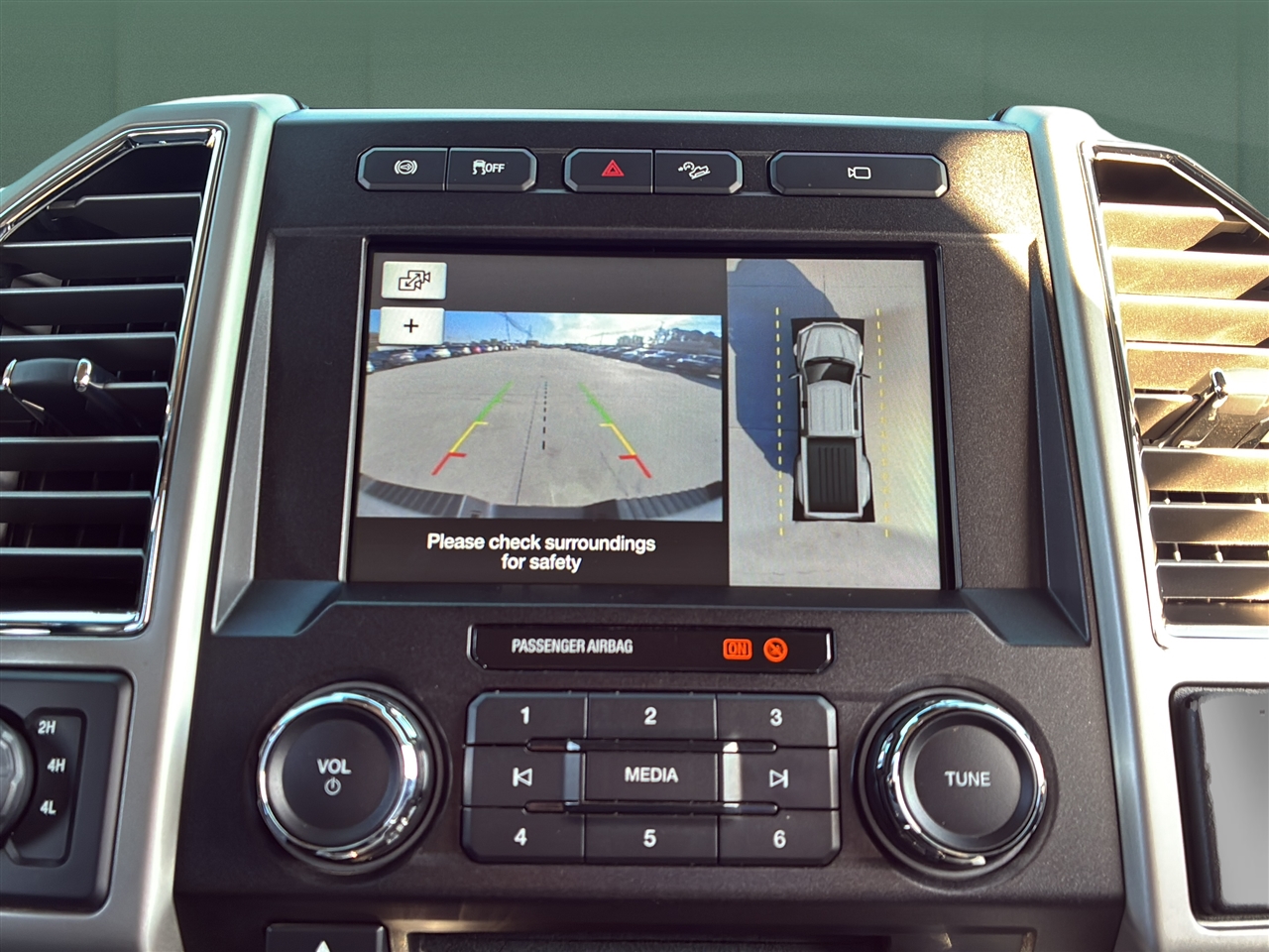 Ford F-350 SD Lariat 2017