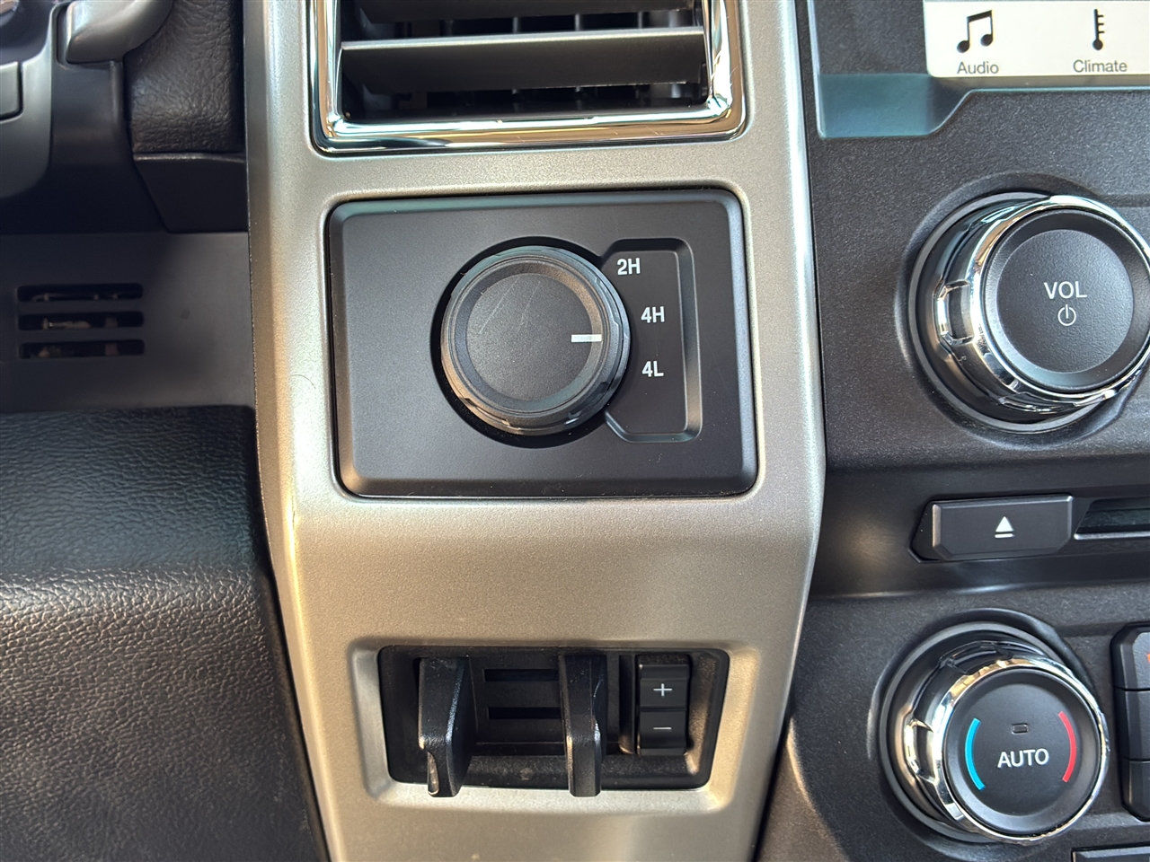 Ford F-350 SD Lariat 2017