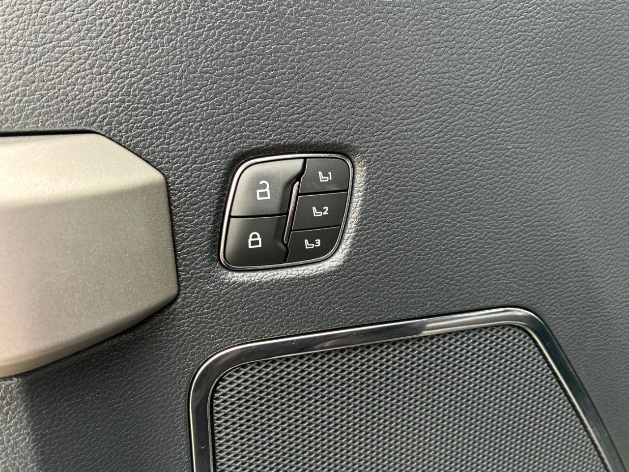 Ford F-250 SD Lariat 2022