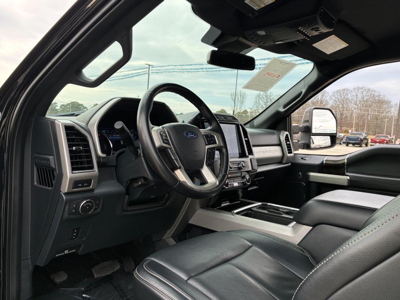 Ford F-250 SD Lariat 2022