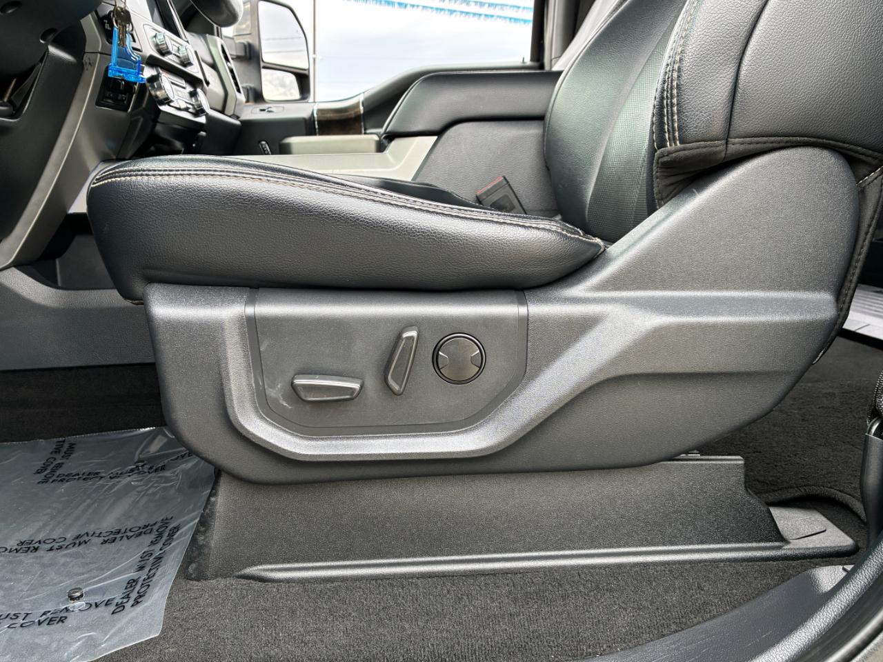 Ford F-250 SD Lariat 2022