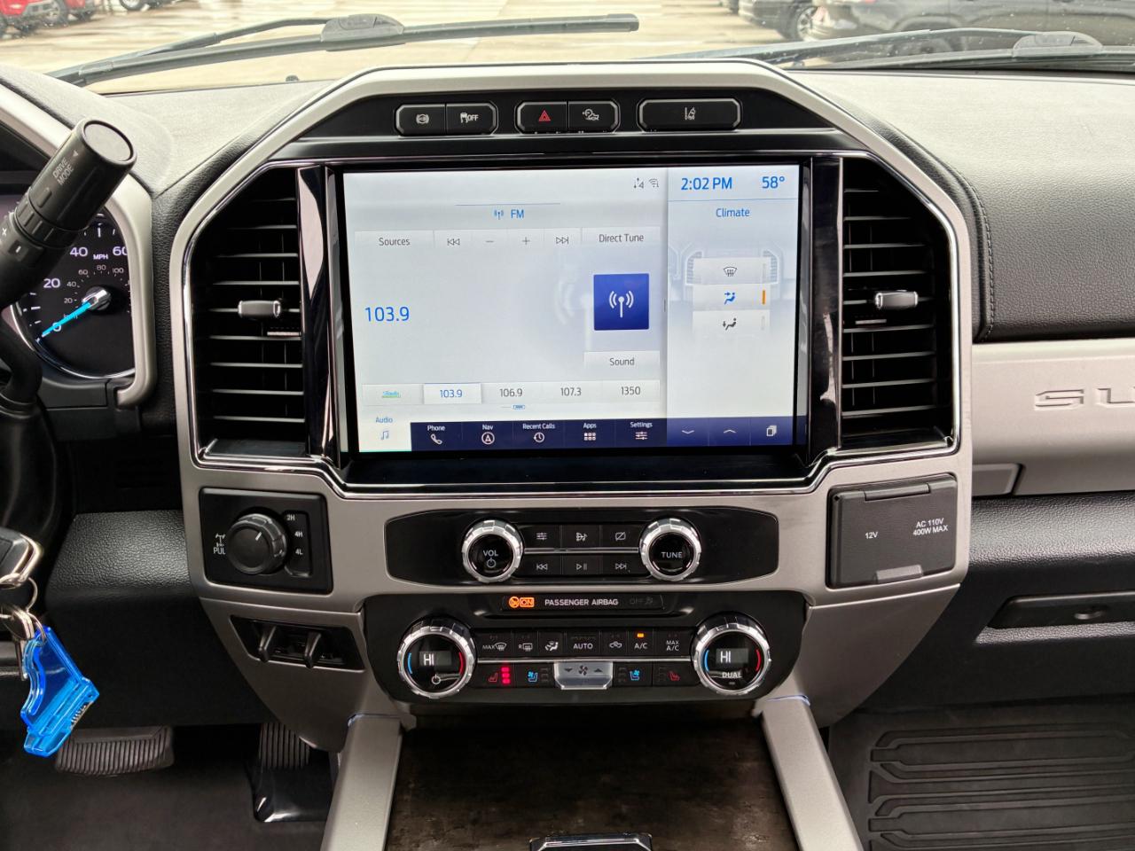 Ford F-250 SD Lariat 2022