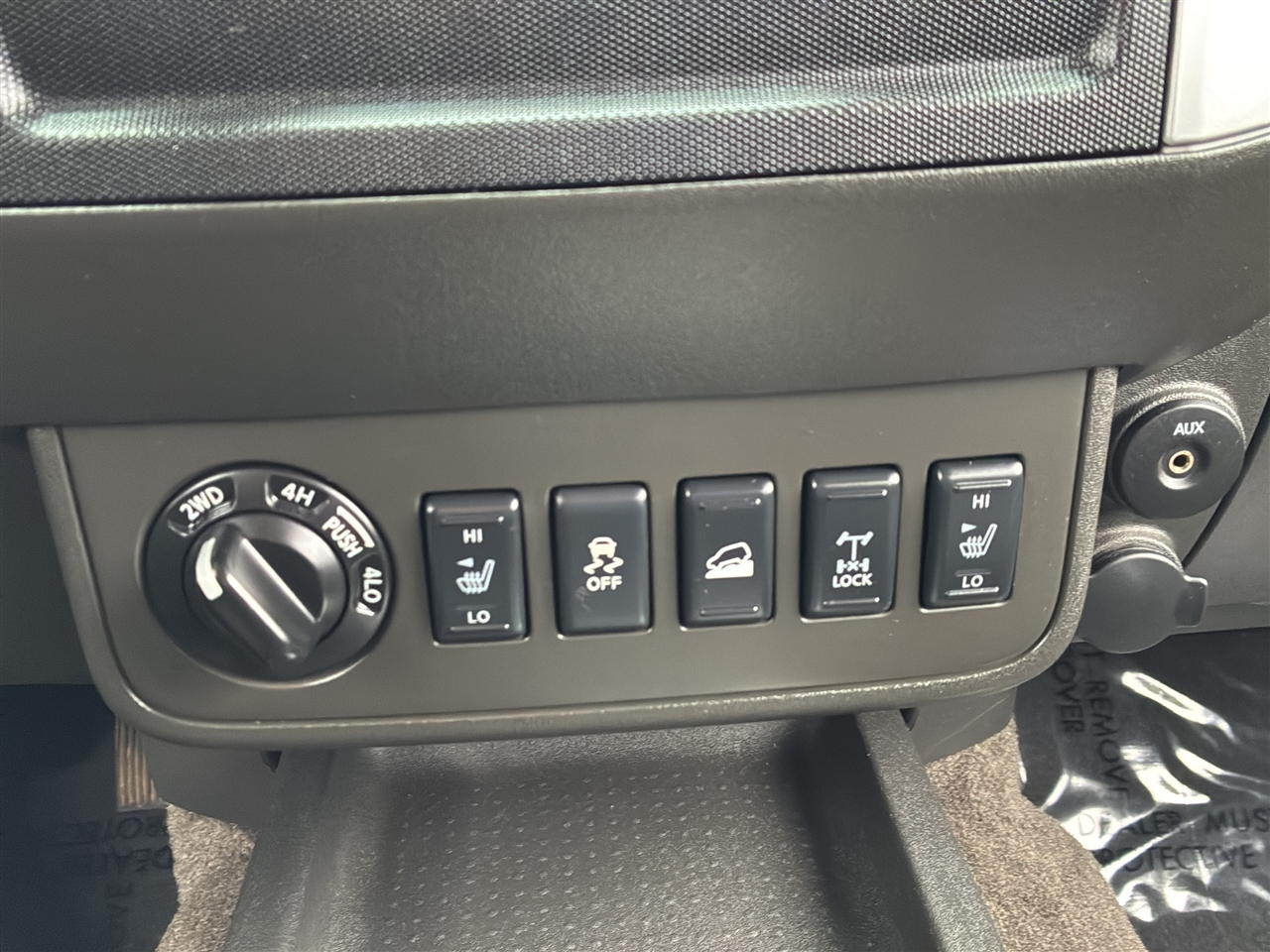 Nissan Frontier  2012