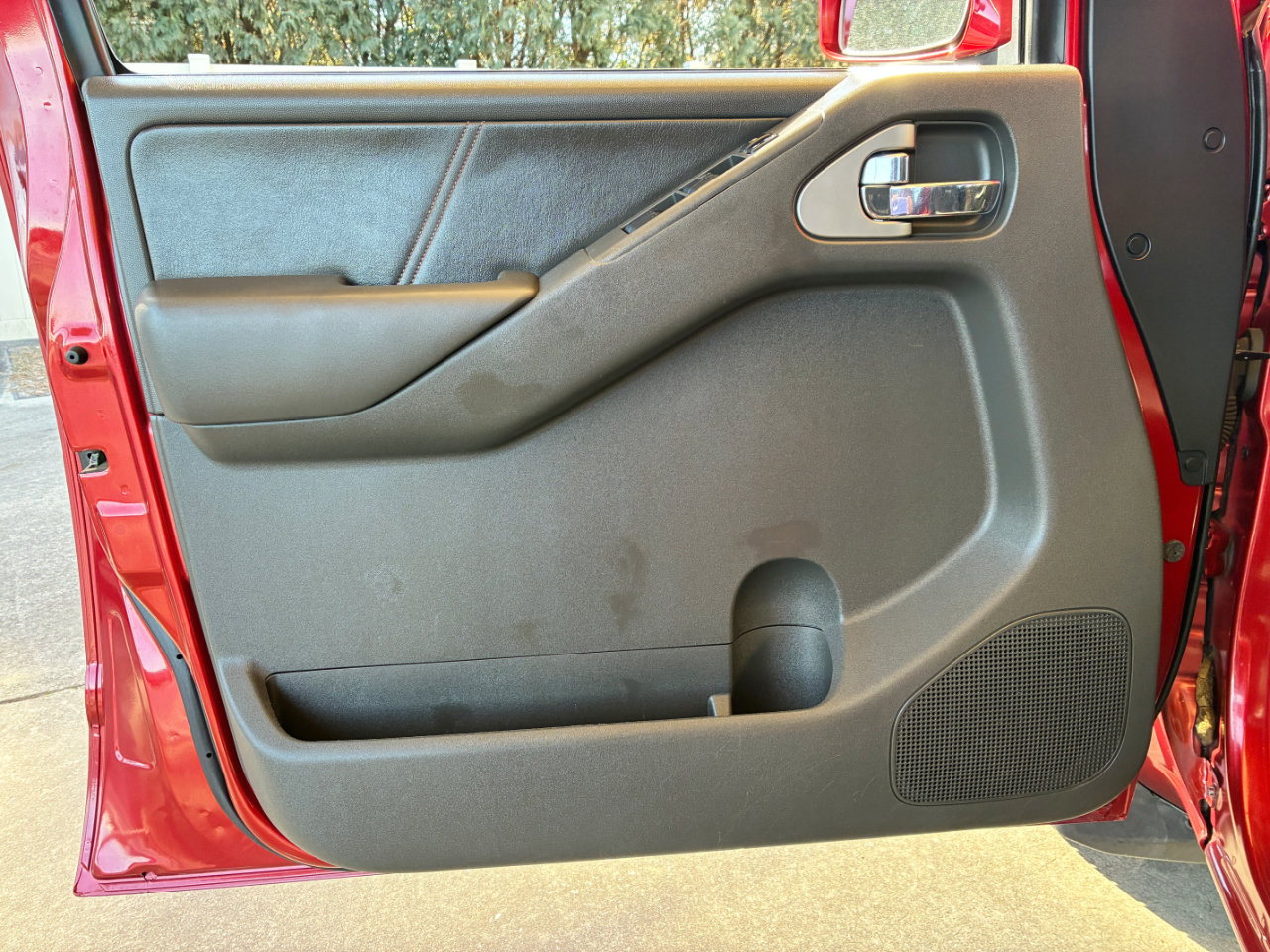 Nissan Frontier  2012