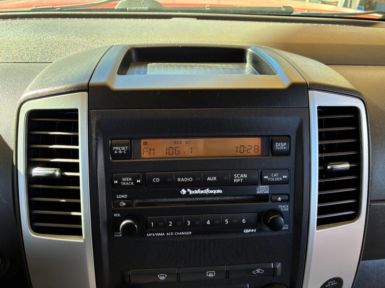 Nissan Frontier  2012