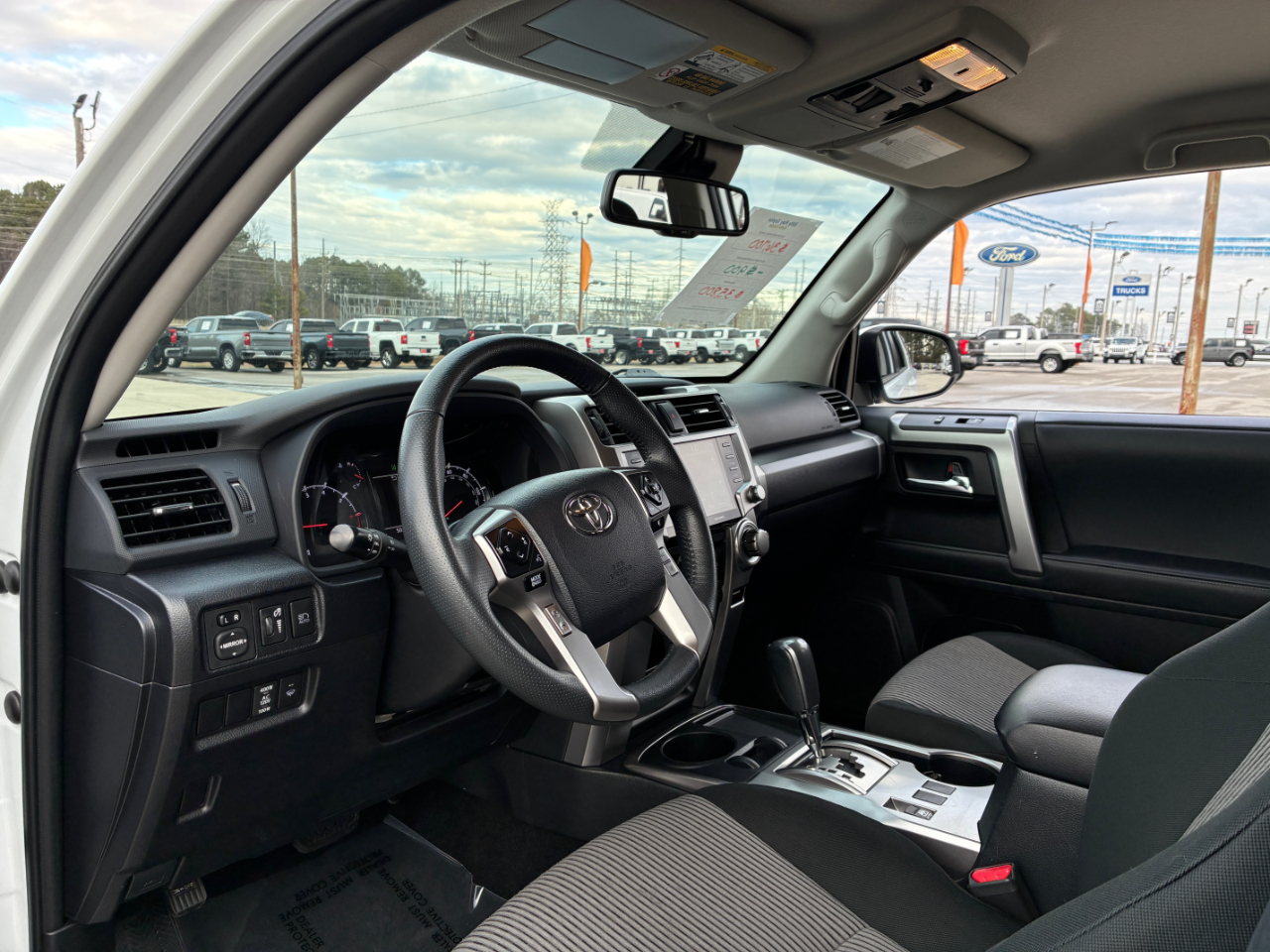 Toyota 4Runner  2024