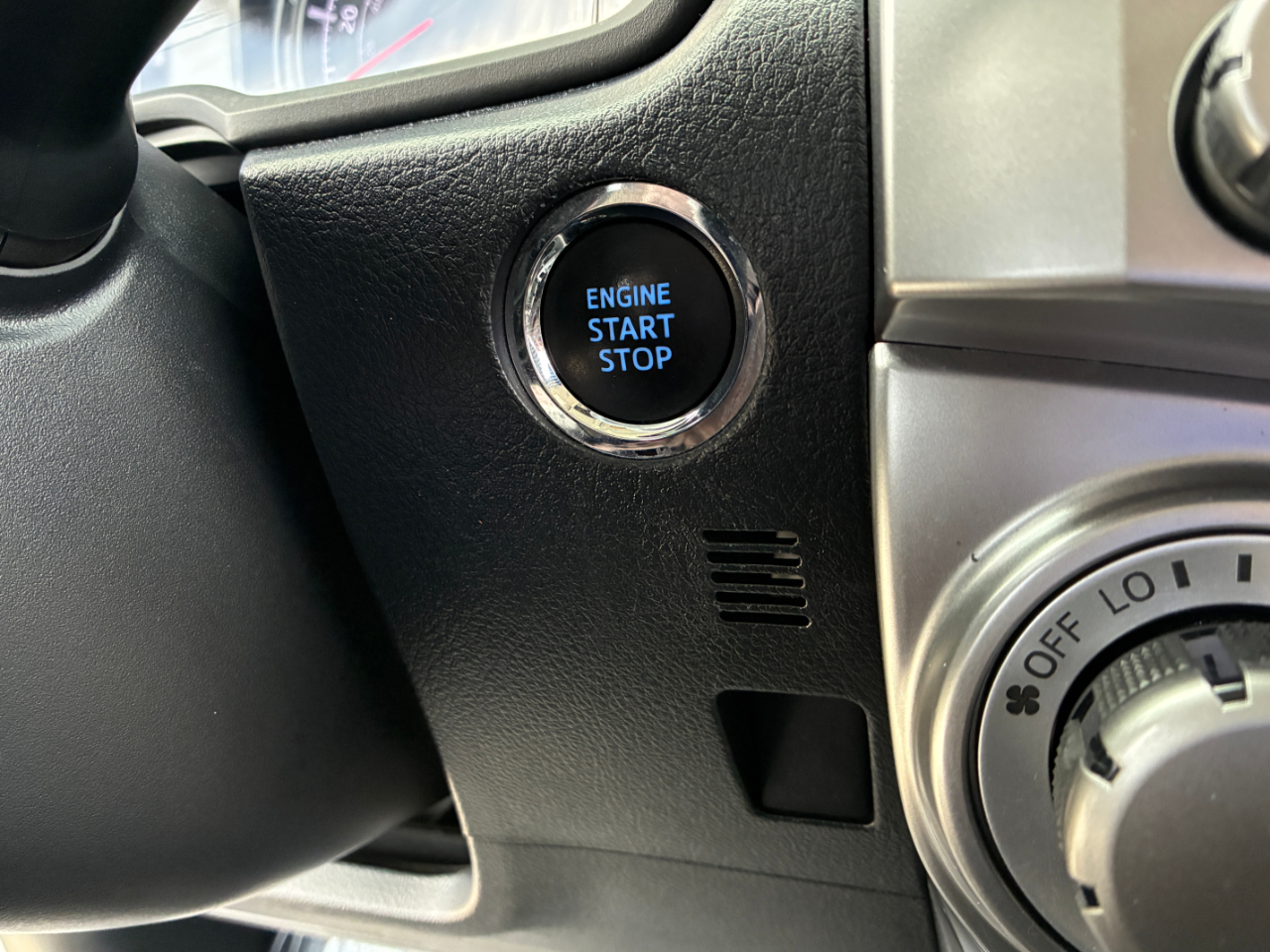 Toyota 4Runner  2024