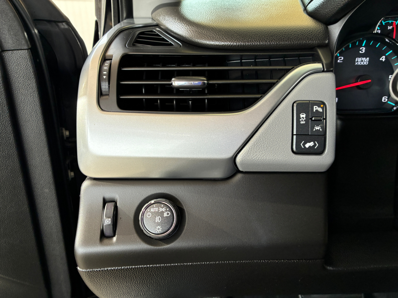 Chevrolet Tahoe  2019