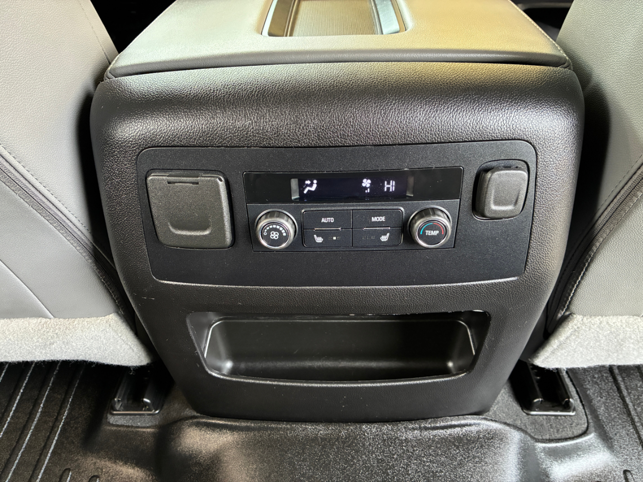 Chevrolet Tahoe  2019